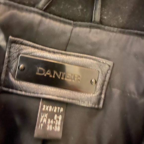 Danier leather wool jacket coat xxs - Picture 2 of 2
